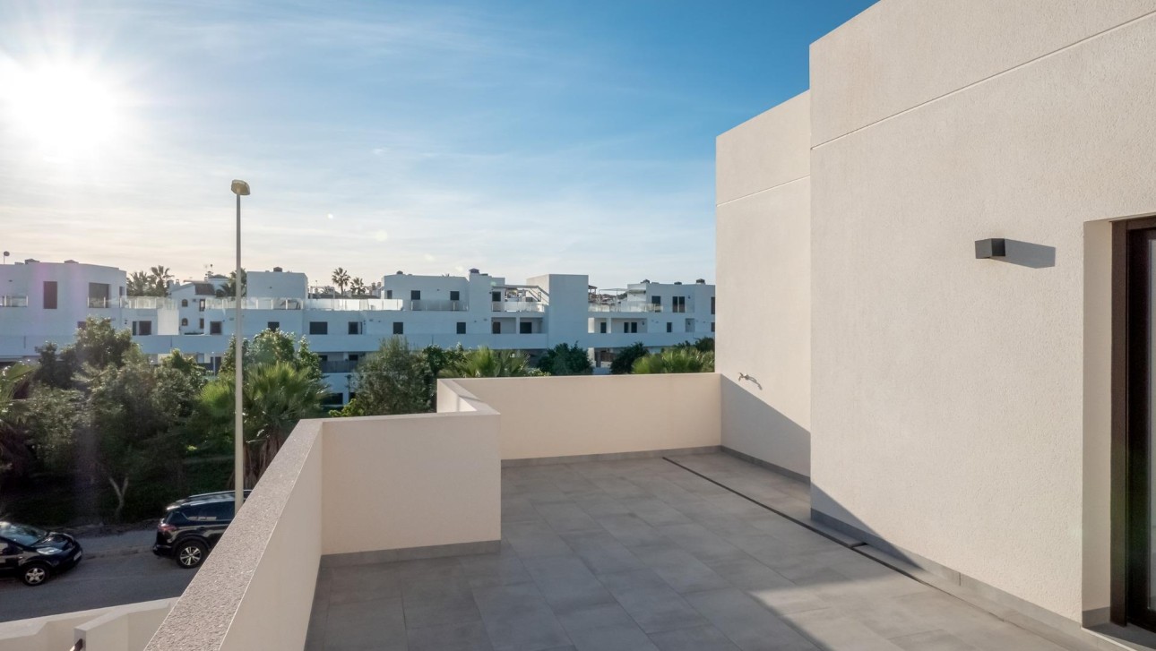 Obra nueva - Villa - Orihuela Costa - PAU 8