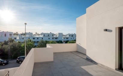 Obra nueva - Villa - Orihuela Costa - PAU 8