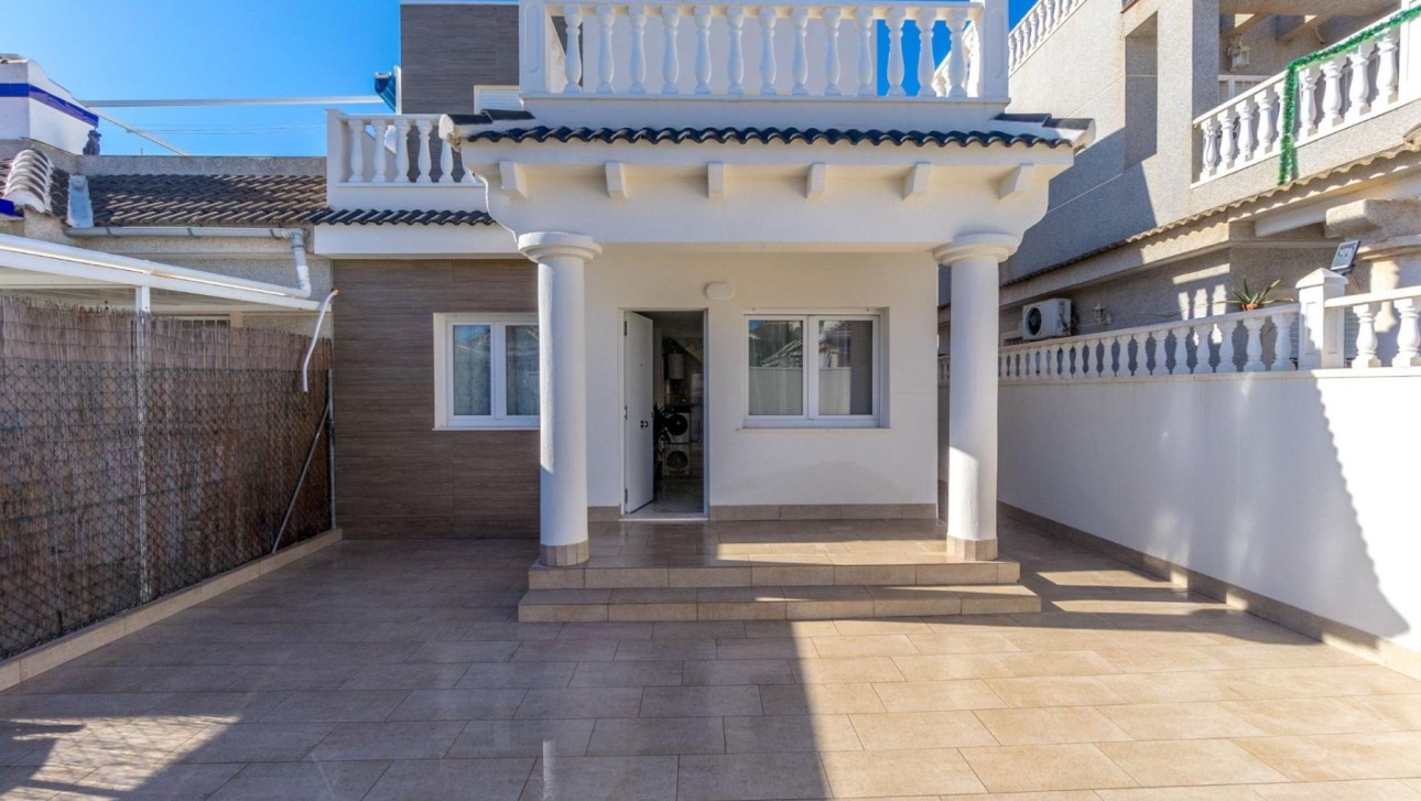 Resale - Townhouse - Torrevieja - El Chaparral