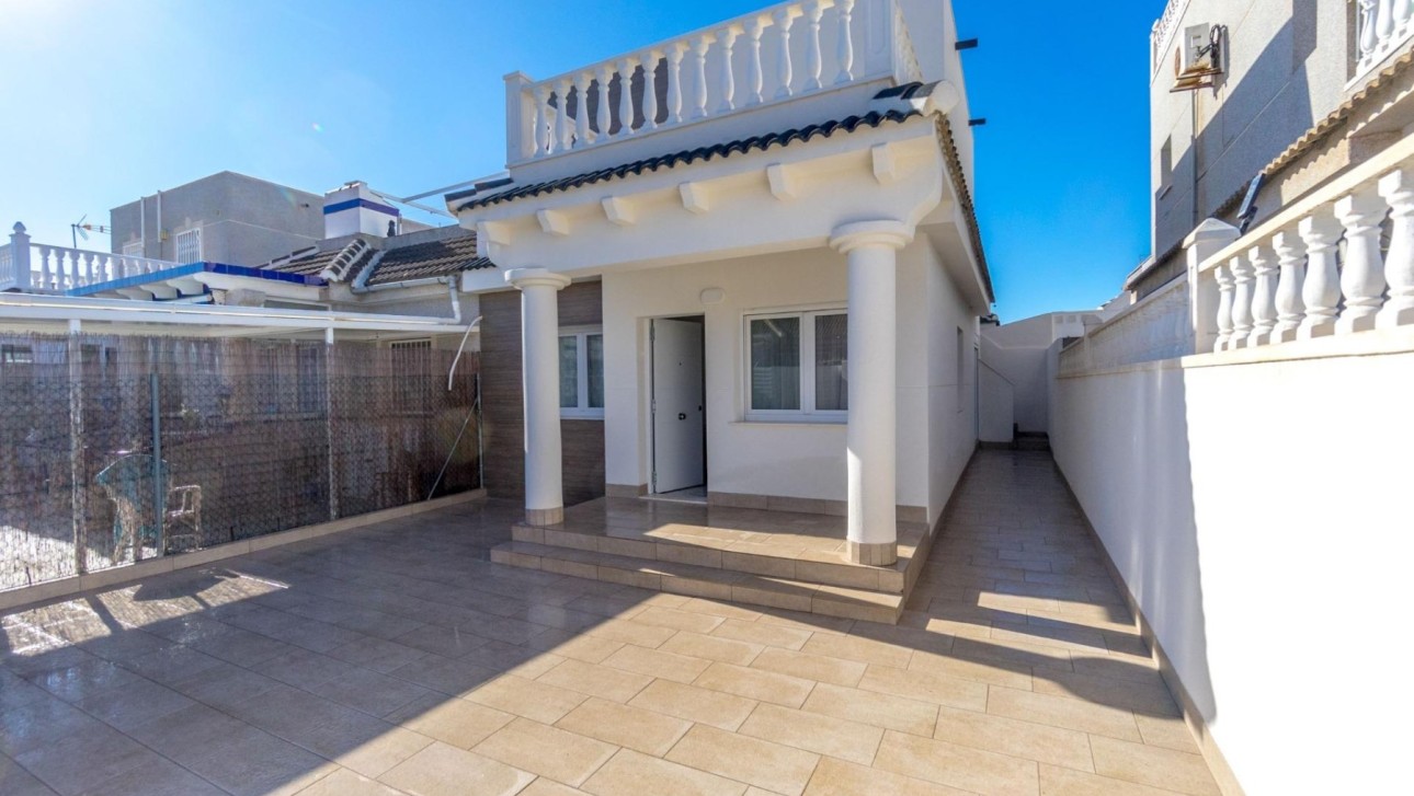Resale - Townhouse - Torrevieja - El Chaparral