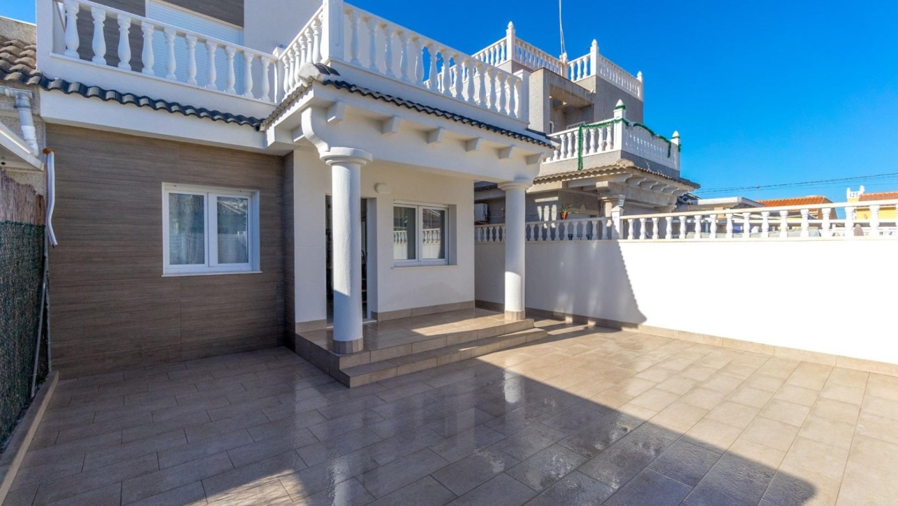 Resale - Townhouse - Torrevieja - El Chaparral