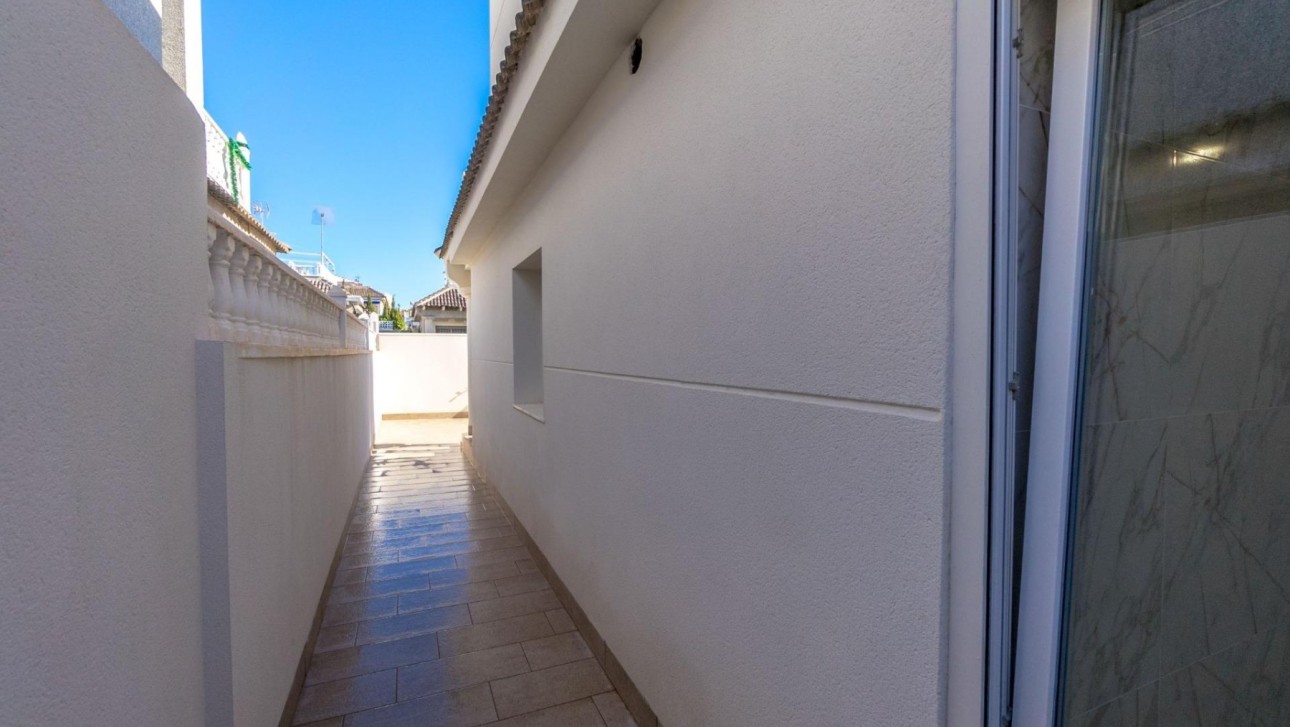 Resale - Townhouse - Torrevieja - El Chaparral