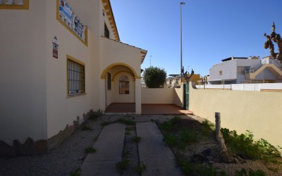 Resale - Townhouse - El Mojón