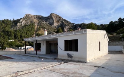 Nowy budynek - Villa - Penaguila - El Olivar