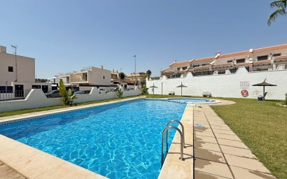 Odsprzedaż - Kamienica - San Miguel de Salinas