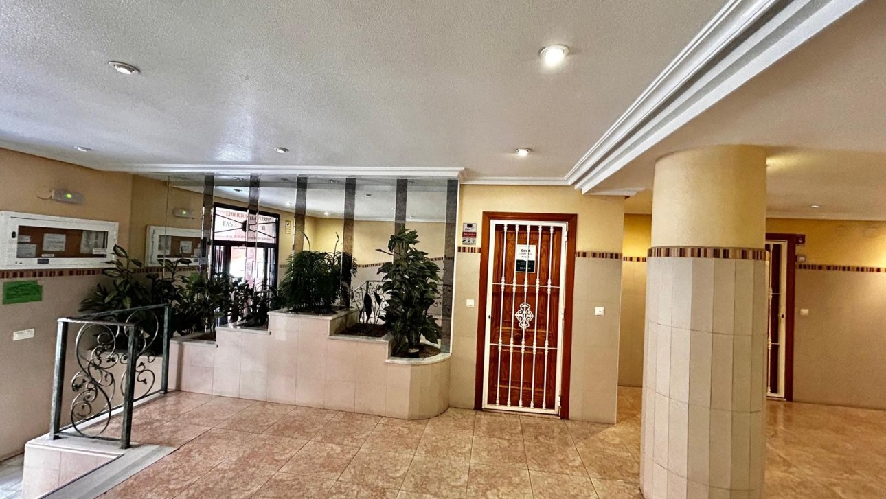 Перепродажа - Apartment - Torrevieja