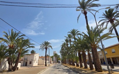 Resale - Townhouse - San Isidro