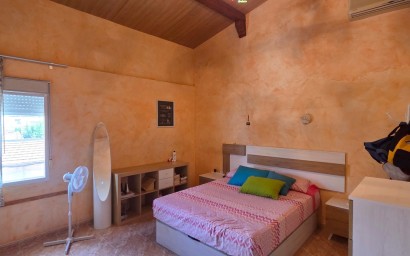 Resale - Townhouse - San Isidro
