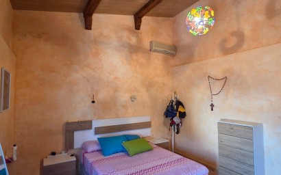 Resale - Townhouse - San Isidro