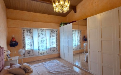 Resale - Townhouse - San Isidro
