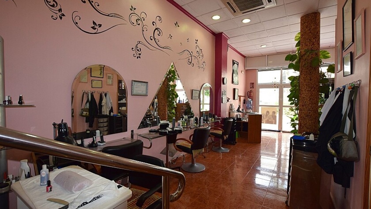 Resale - Commercial - Torrevieja - Paseo de Torrevieja