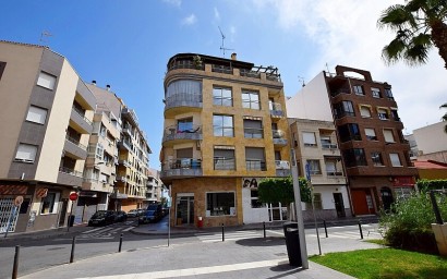 Resale - Commercial - Torrevieja - Paseo de Torrevieja