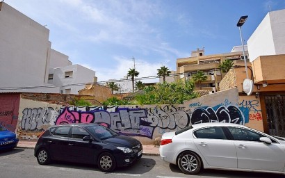 Resale - Land - Torrevieja - Paseo de Torrevieja