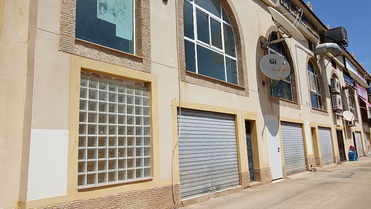 Resale - Commercial - Orihuela Costa - La Zenia
