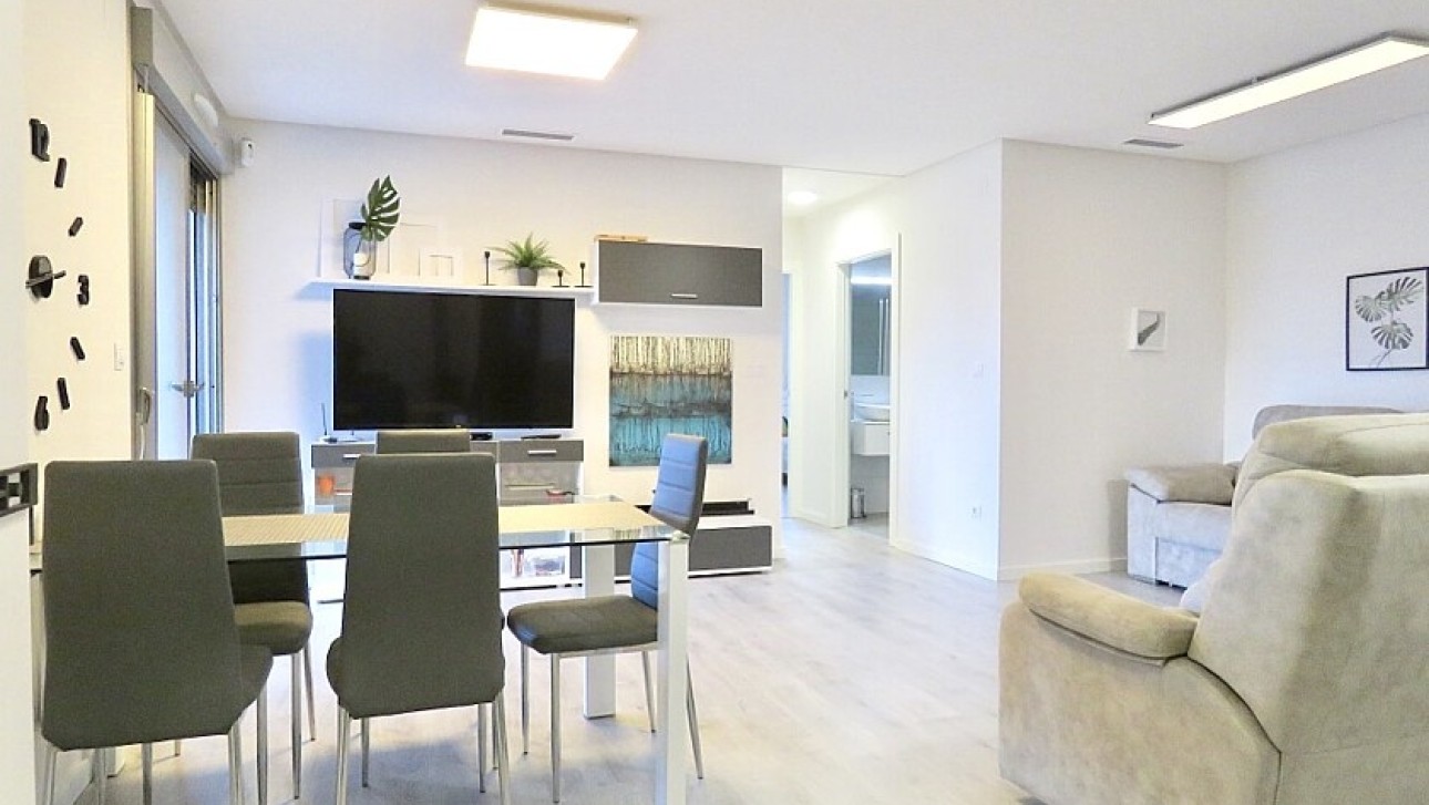 Resale - Apartment - Orihuela Costa - Villamartín