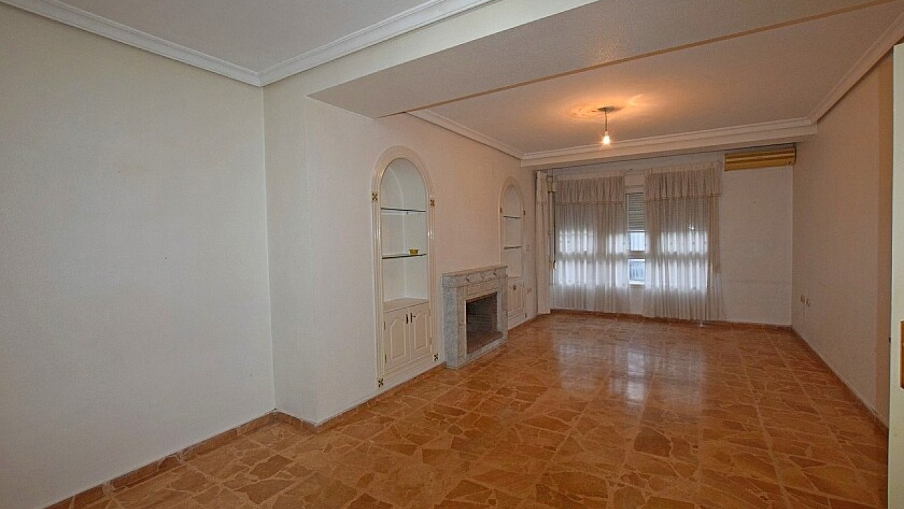 Resale - Apartment - Torrevieja - Centro ciudad