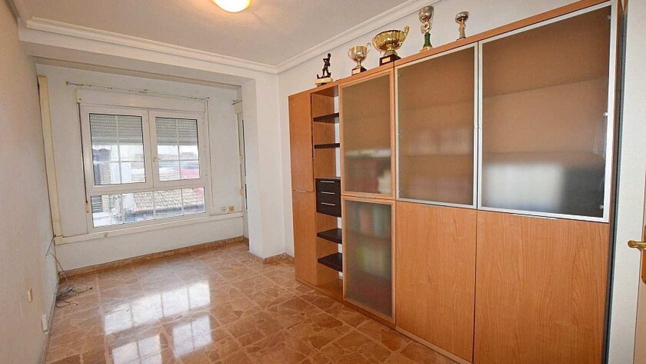Resale - Apartment - Torrevieja - Centro ciudad