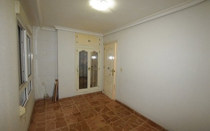 Resale - Apartment - Torrevieja - Centro ciudad