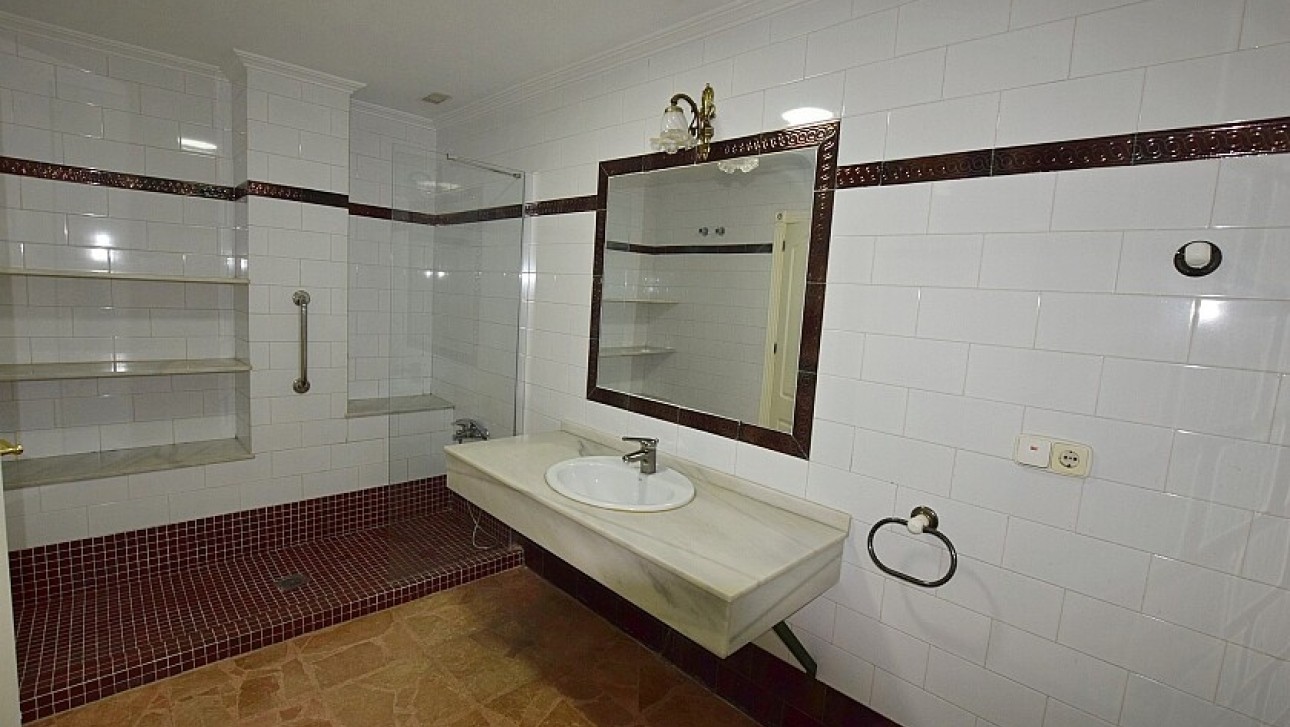 Resale - Apartment - Torrevieja - Centro ciudad