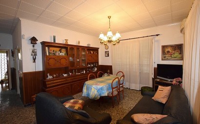 Resale - Villa - Torrevieja - Playa del Cura