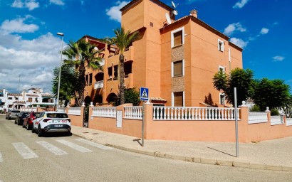 Resale - Apartment - Orihuela Costa - PAU 8