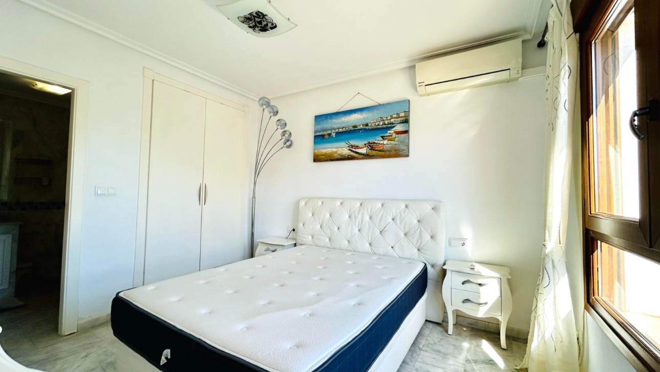 Resale - Apartment - Orihuela Costa - PAU 8