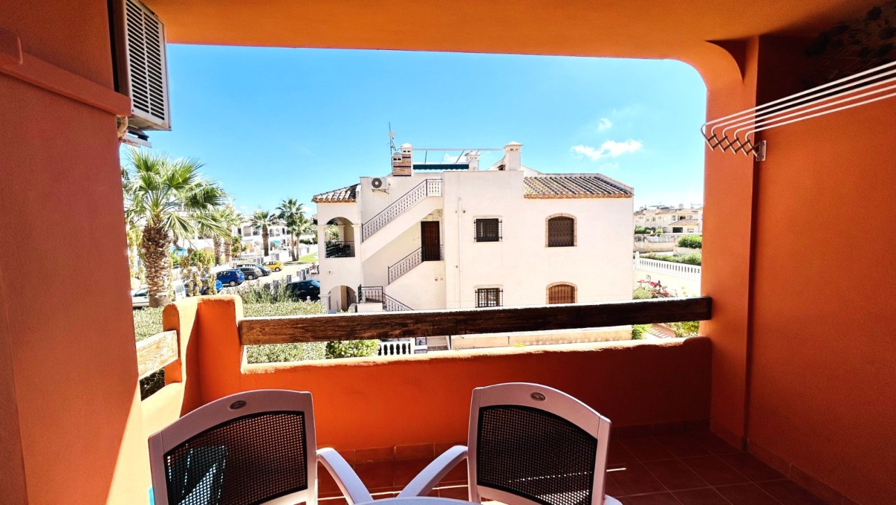 Resale - Apartment - Orihuela Costa - PAU 8