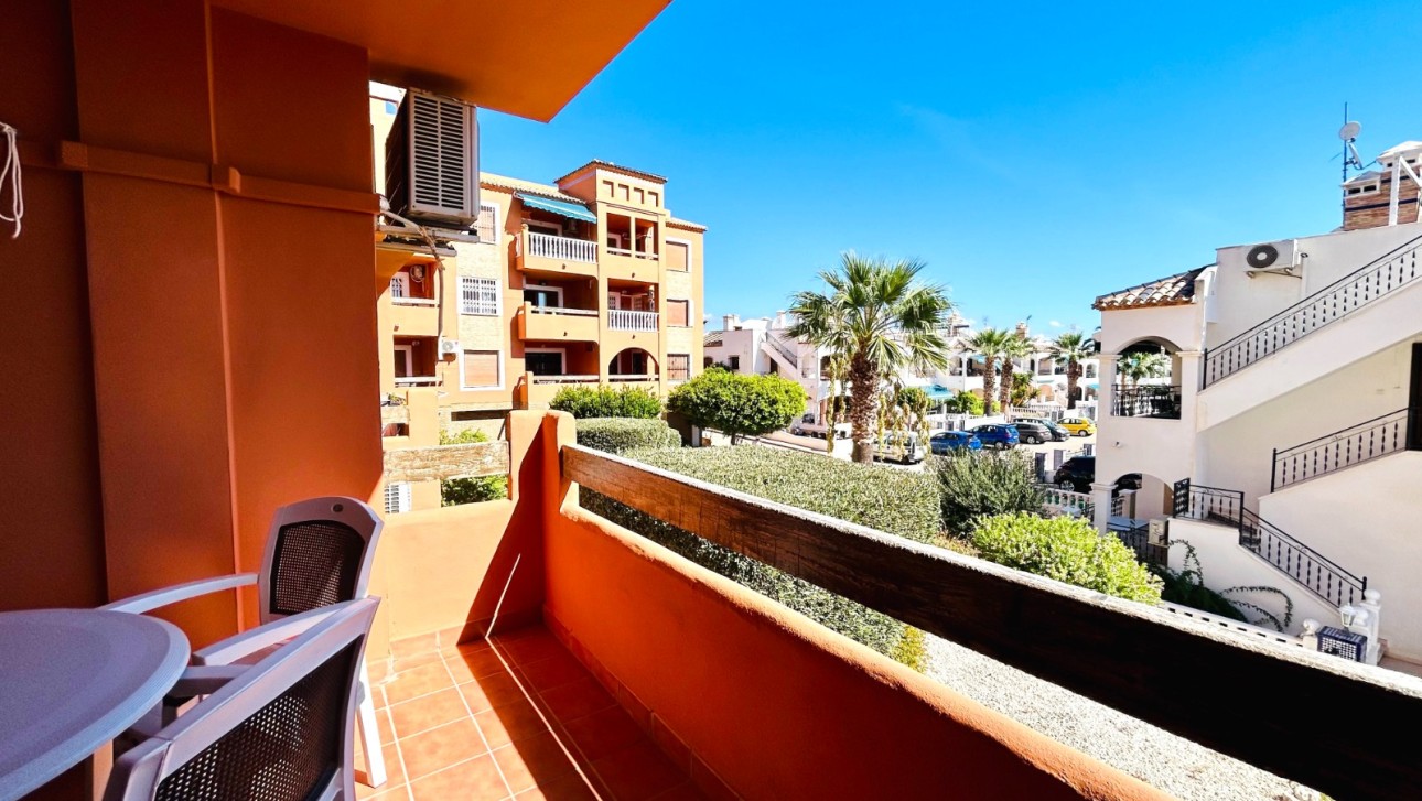 Resale - Apartment - Orihuela Costa - PAU 8