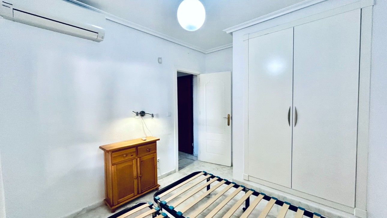 Resale - Apartment - Orihuela Costa - PAU 8