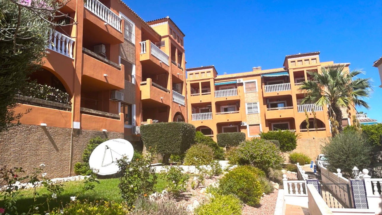 Resale - Apartment - Orihuela Costa - PAU 8