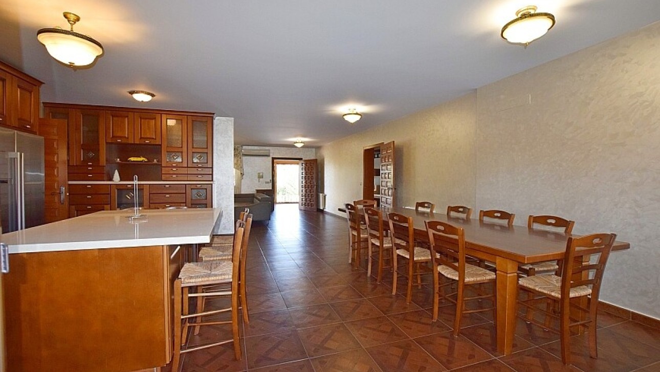 Resale - Villa - Orihuela Costa