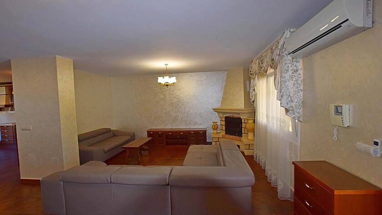 Resale - Villa - Orihuela Costa