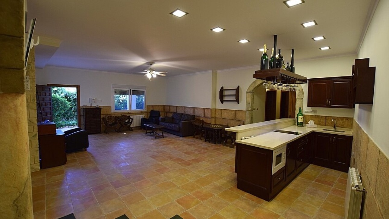 Resale - Villa - Orihuela Costa