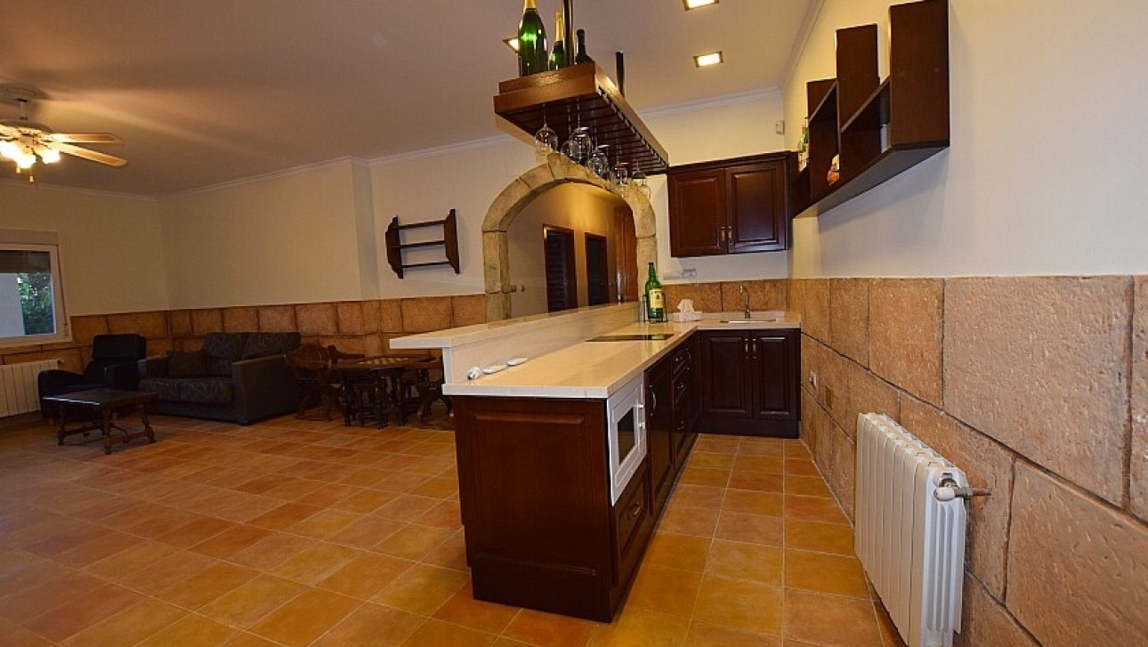 Resale - Villa - Orihuela Costa