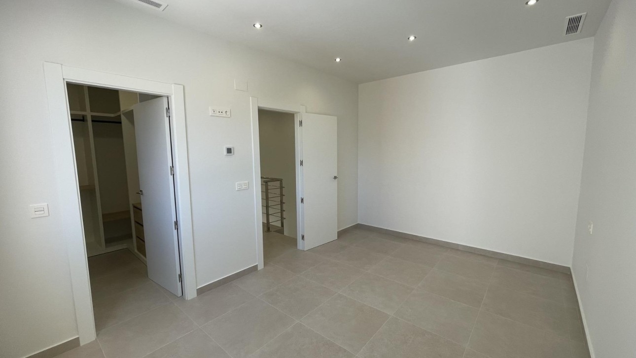 Obra nueva - Villa - Almoradí - Heredades