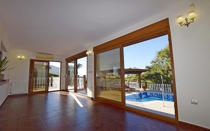 Resale - Villa - Orihuela Costa
