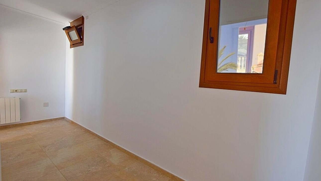 Resale - Villa - Orihuela Costa