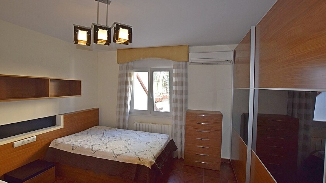 Resale - Villa - Orihuela Costa