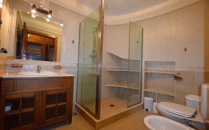 Resale - Villa - Orihuela Costa