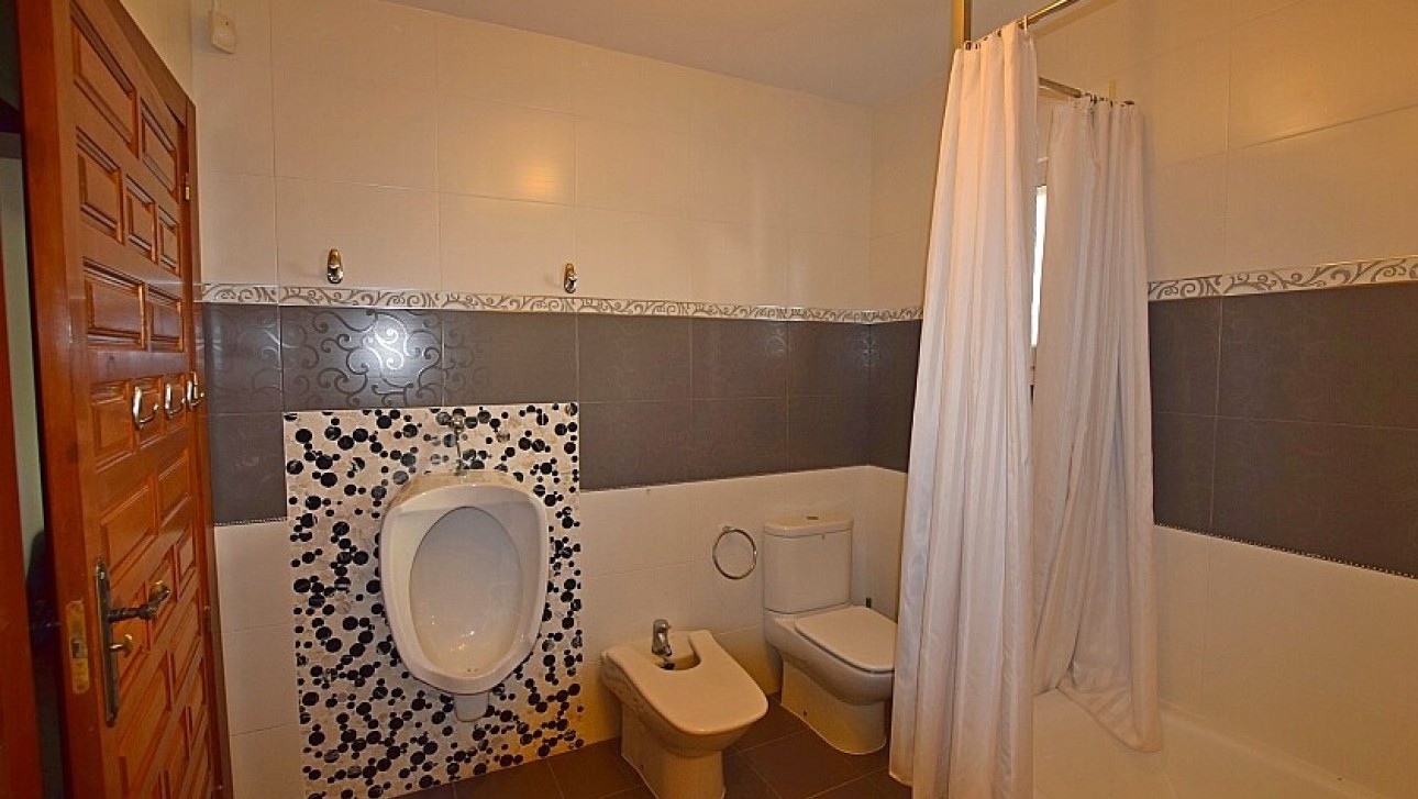 Resale - Villa - Orihuela Costa