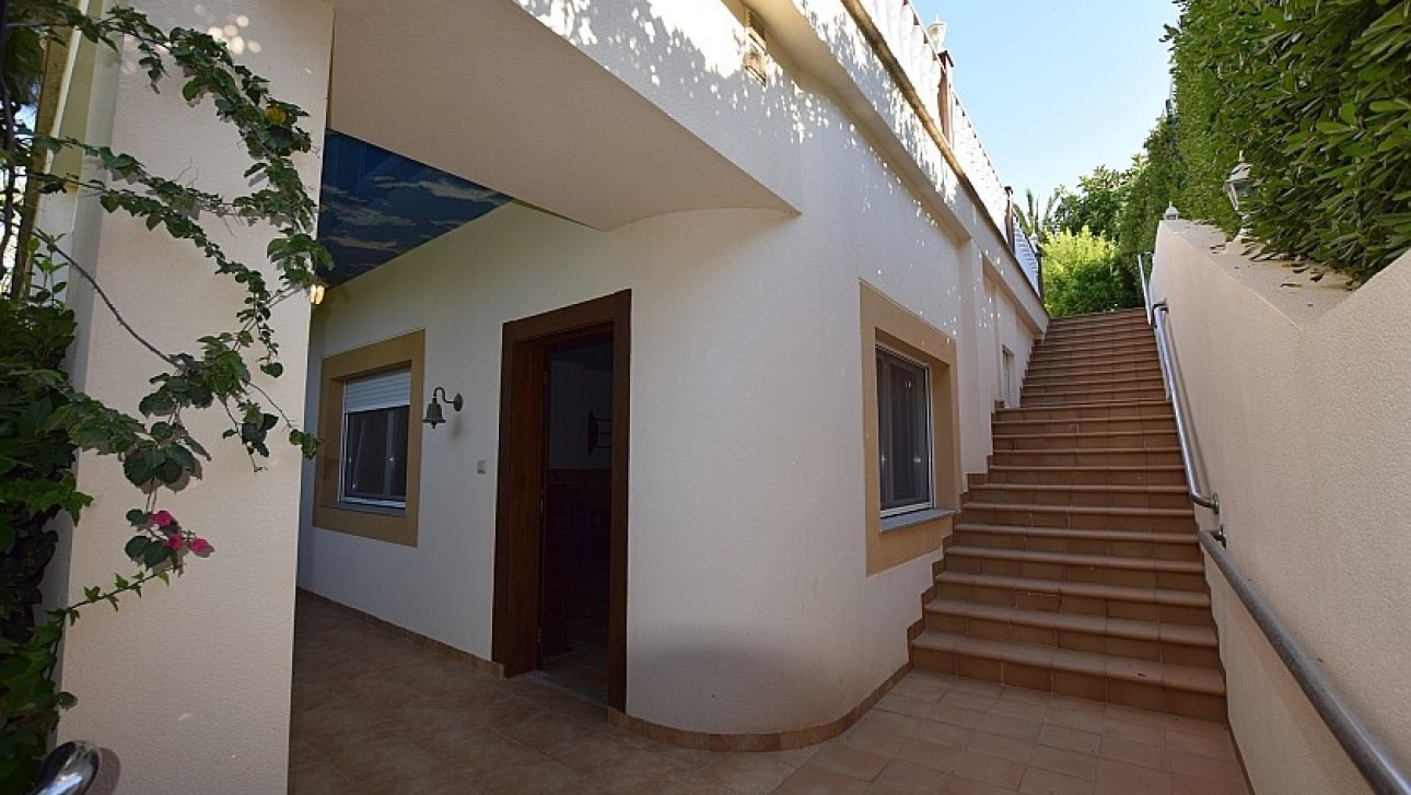 Resale - Villa - Orihuela Costa