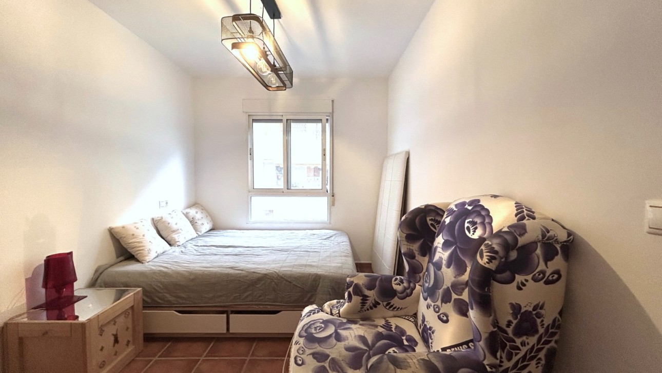 Herverkoop - Apartment - Torrevieja - Playa del Acequión