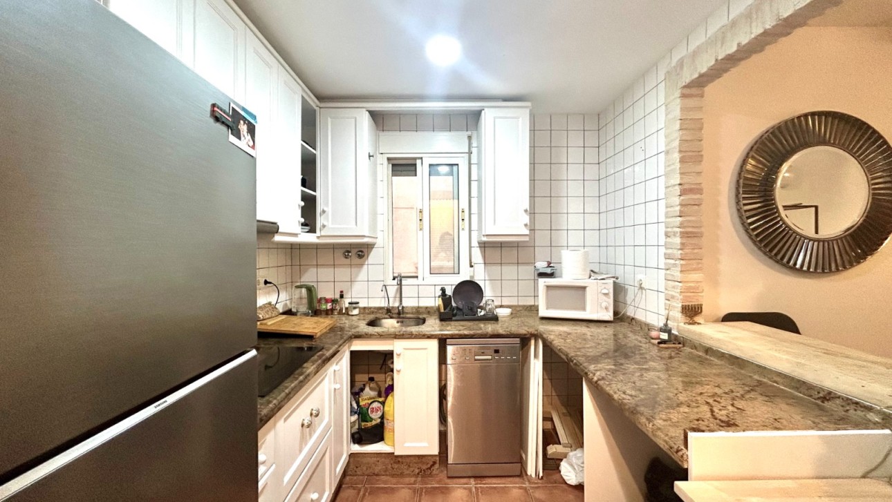 Herverkoop - Apartment - Torrevieja - Playa del Acequión