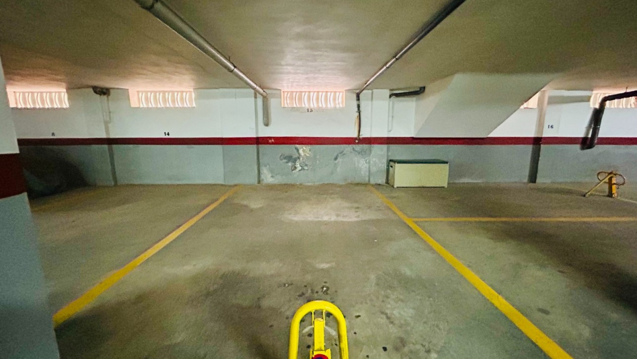 Resale - Apartment - Torrevieja - Playa de los Locos