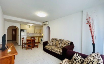 Resale - Apartment - Torrevieja - Playa de los Locos