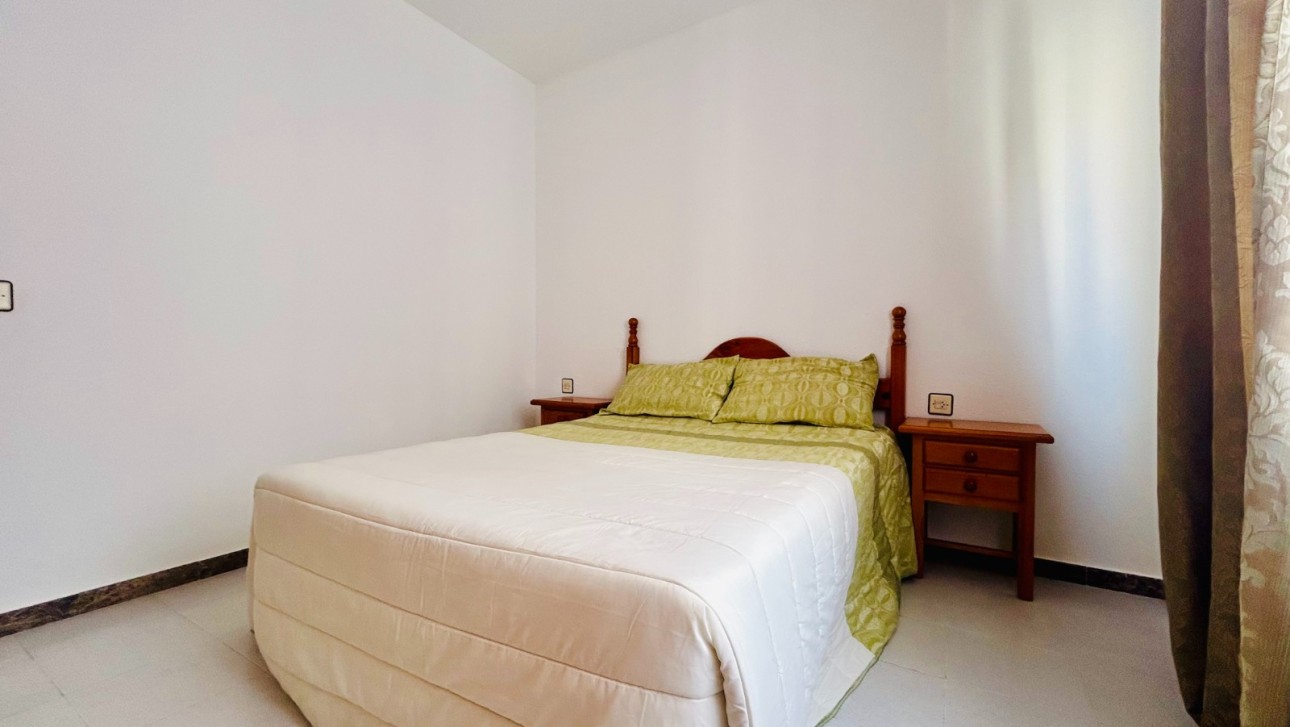 Resale - Apartment - Torrevieja - Playa de los Locos