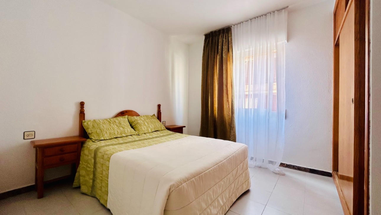 Resale - Apartment - Torrevieja - Playa de los Locos