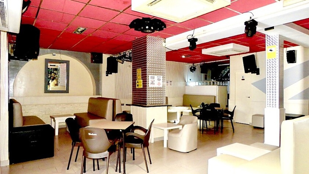 Resale - Commercial - Orihuela Costa - Villamartín