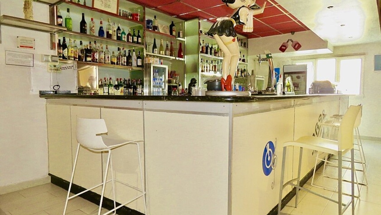 Resale - Commercial - Orihuela Costa - Villamartín