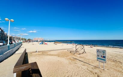Resale - Apartment - Torrevieja - Playa de los Locos